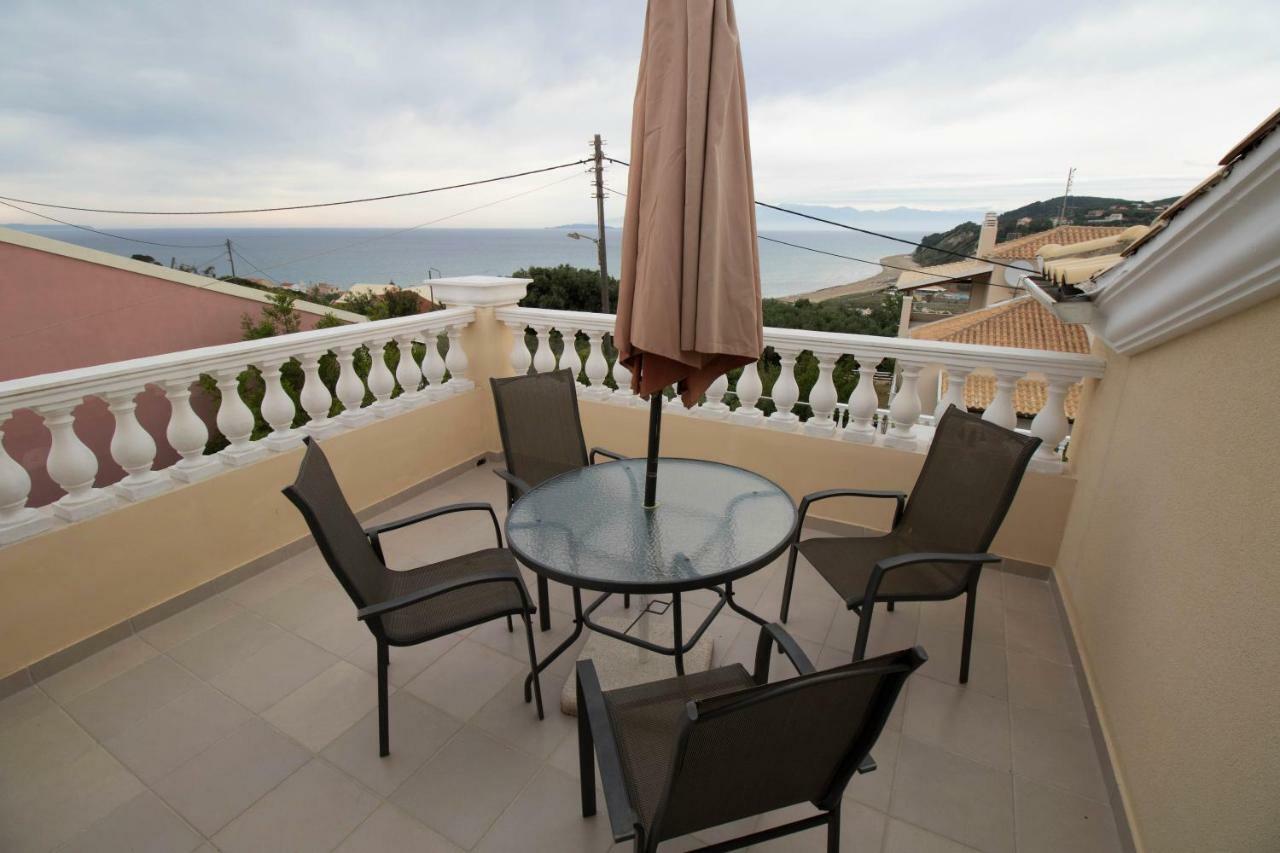 Villa De La Mer Агиос Стефанос Экстерьер фото
